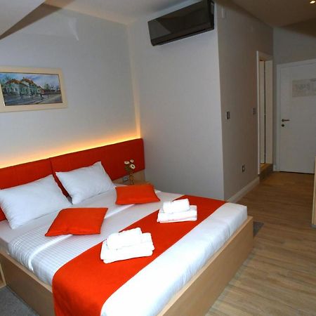 President Aparthotel Čačak Екстериор снимка